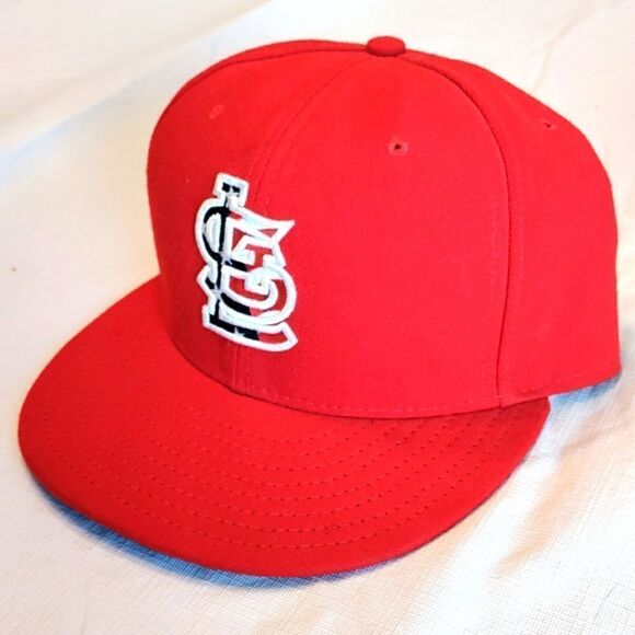 St. Louis Cardinals Fitted Hat - Picture 2 of 6